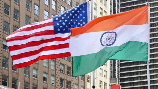 US Embassy Warning: భారతీయులకు అమెరికా ఎంబసీ హెచ్చరిక.. శాశ్వత నిషేధం విధిస్తామంటూ వార్నింగ్