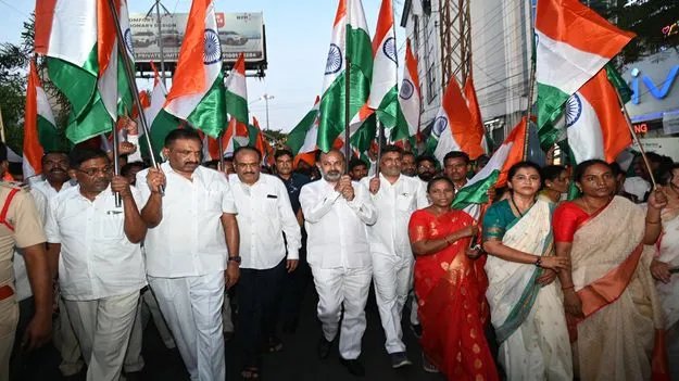 భారత సైనికుల ధైర్య సాహసాలను కళ్లారా చూశాను..