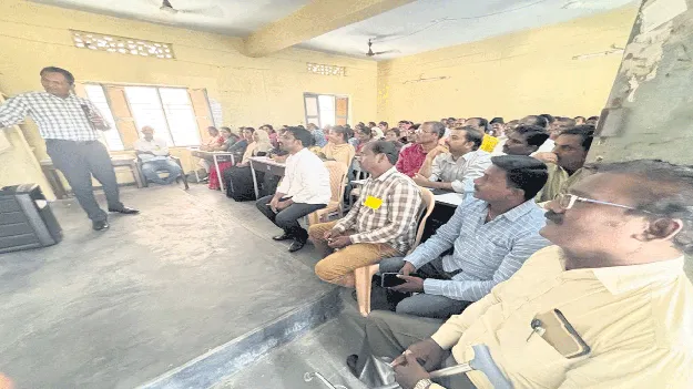 విద్యార్థుల నమోదు పెంపుదలే లక్ష్యం