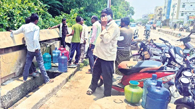 దర్శిలో నిలిచిన తాగునీటి సరఫరా   