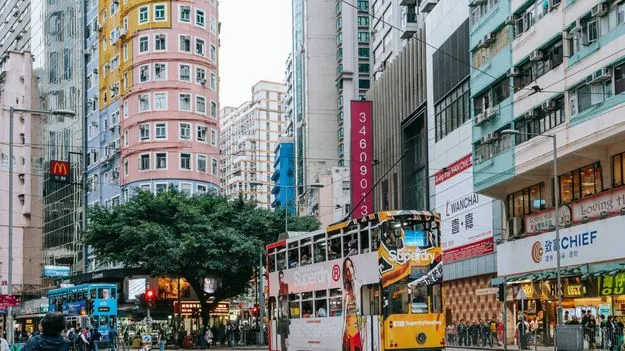 Covid Surge in Hongkong: హాంకాంగ్, సింగపూర్లో పెరుగుతున్న కోవిడ్ కేసులు