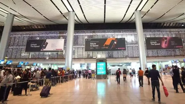 What Not To Buy At Airport: ఎయిర్‌పోర్టుల్లో కొనకూడని వస్తువులు ఇవే