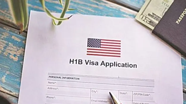 Indian Origin Man Criticizes H 1B Visa: హెచ్-1బీ వీసాలపై భారతీయ అమెరికన్ షాకింగ్ పోస్టు.. జనాల గగ్గోలు