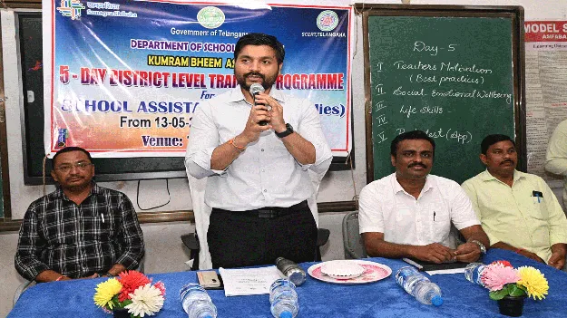 ఇందిరమ్మ ఇళ్ల నిర్మాణ పనులను వేగవంతం చేయాలి