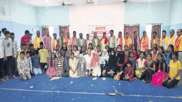 విద్యతోనే విద్యార్థుల భవిష్యత్‌