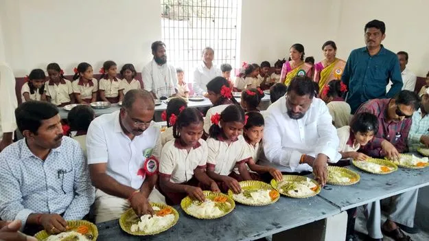 విద్యార్థుల భవిష్యత్ కోసమే ఇంటిగ్రేటెడ్ హాస్టల్స్