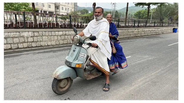 అమ్మకోసం..