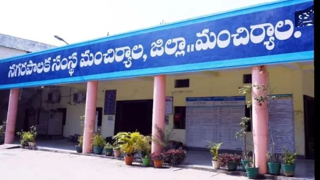 అంచలంచెలుగా ఎదుగుతూ..