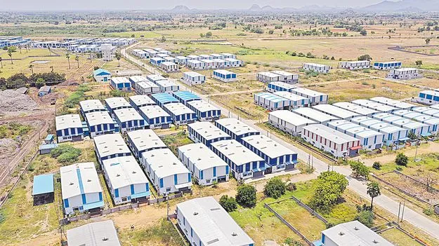 Warangal: 25,000 కొలువులు