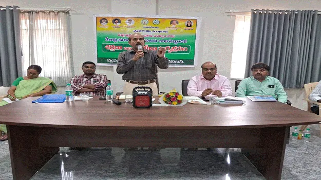  నకిలీ విత్తనాలు అమ్మితే కఠిన చర్యలు