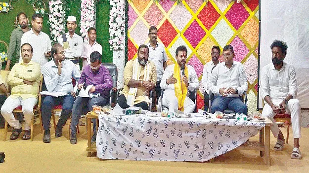  రైతులకు అండగా నిలబడతాం