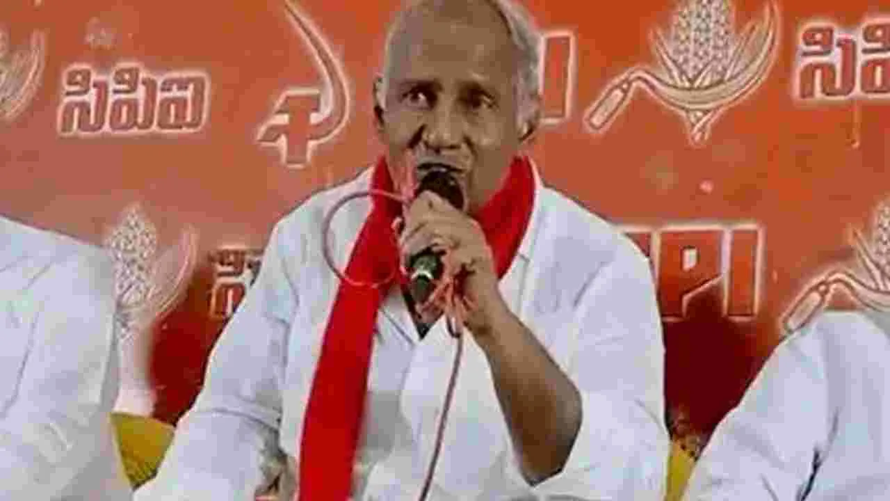 CPI: పాలకుల నిర్లక్ష్యం వల్లే చేనేత   నిర్వీర్యం: కూనంనేని