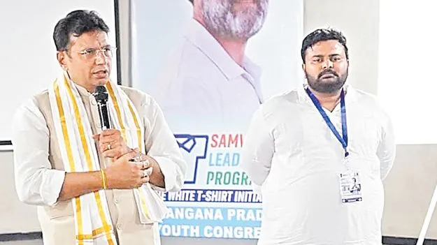 Sridhar Babu: పదవుల కోసం రాజకీయాల్లోకి రావొద్దు