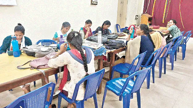 happy happy ఆనందమానందమాయె