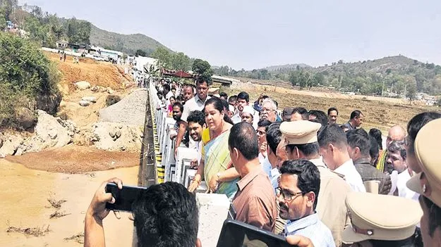 వంతెనల నిర్మాణంతో గ్రామాభివృద్ధి