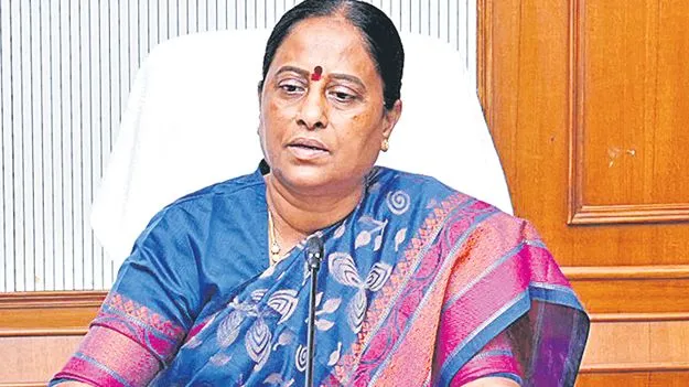 Konda Surekha: ఫైళ్ల ఆమోదానికి మంత్రులు డబ్బులు తీసుకుంటారు