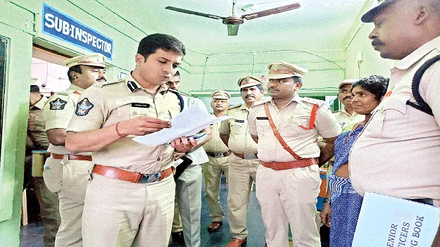 అసాంఘిక కార్యకలాపాలపై ఉక్కుపాదం