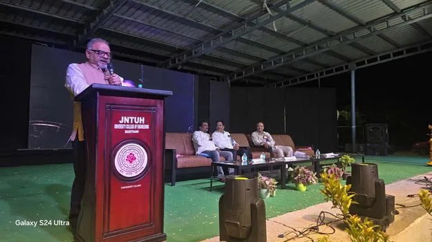 స్కిల్‌ డెవలప్‌మెంట్‌తోనే విద్యార్థులకు భవిష్యత్‌