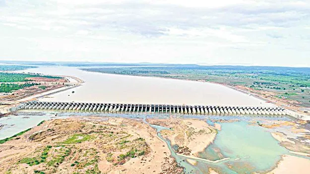 అన్నారం బ్యారేజీ పునరుద్ధరణకు డిజైన్‌ కన్సల్టెంట్‌ను నియమించాలి