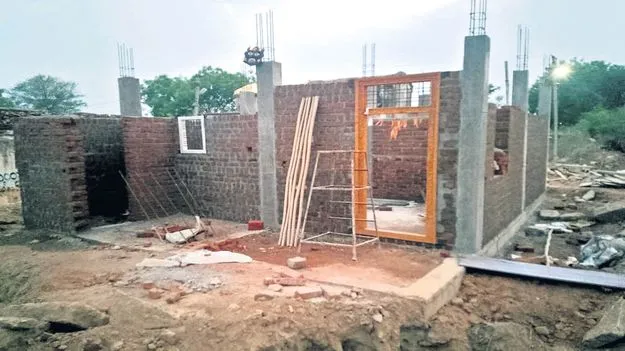 సిద్ధమవుతున్న సొంతగూడు