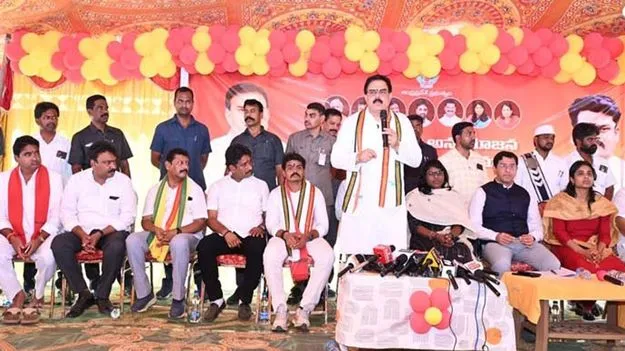 నిర్వాసితుల సమస్యలు పరిష్కరిస్తాం