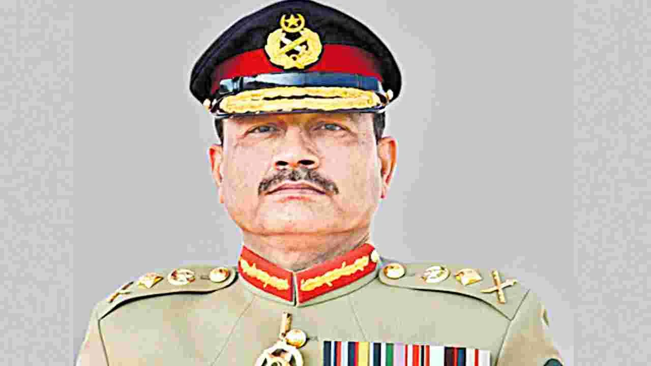 పాక్‌ సైన్యాధిపతి మునీర్‌ ఎక్కడ?