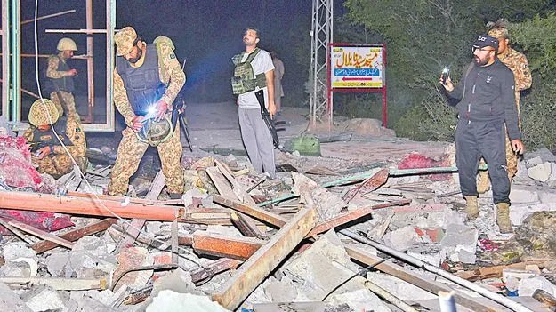 Pakistan: విఫలదేశం పాక్‌ 