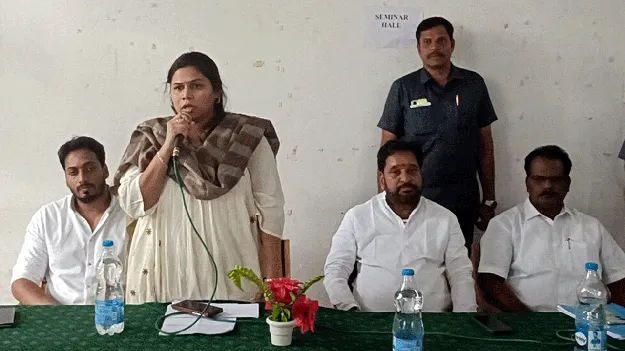 మహానాడు విజయవంతానికి కృషి చేయాలి