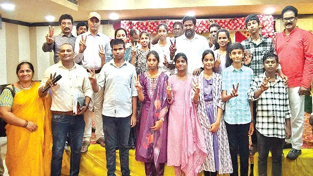 ప్రతిభను ప్రోత్సహిస్తాం