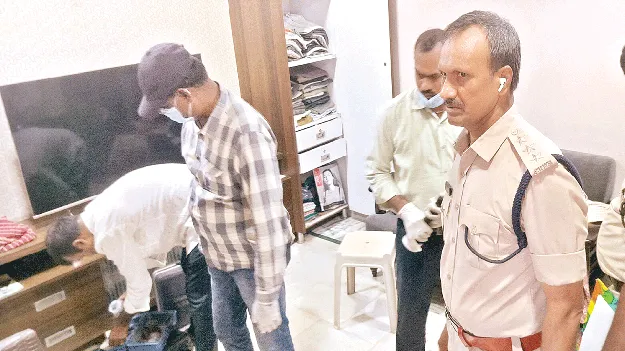 Thieves in Chipurupalli చీపురుపల్లిలో దొంగల బీభత్సం 