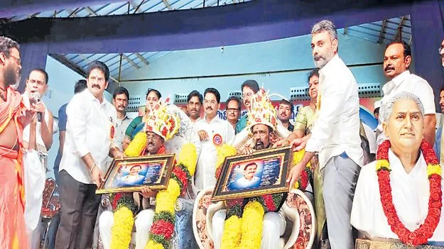 సమాజ హితమే..  నాటికల అభిమతం