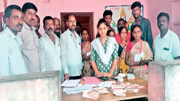 నారాయణపేట ఎంవో ఉమాకాంత్‌, ప్రత్యూష