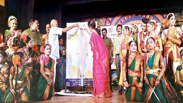 రాష్ట్రం కోసం శ్రమిస్తున్న చంద్రబాబు