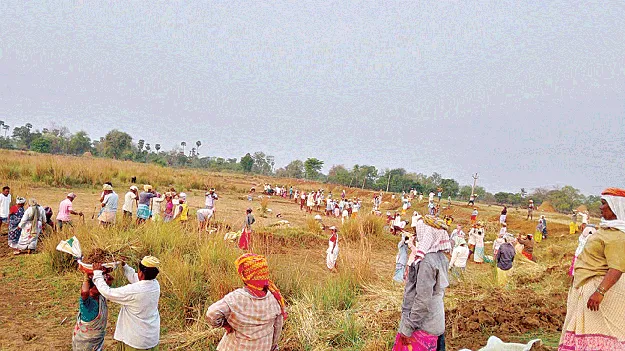 Employment Guarantee Scheme: మస్తర్ల మాయ