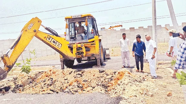 ప్రభుత్వ ఆదాయానికి గండి కొడితే సహించం