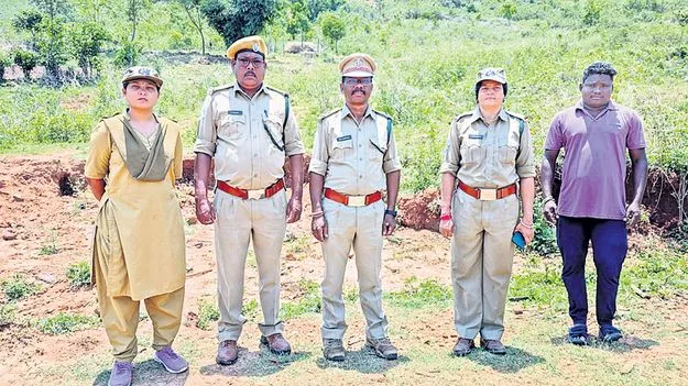 రంగురాళ్ల క్వారీలపై ప్రత్యేక నిఘా