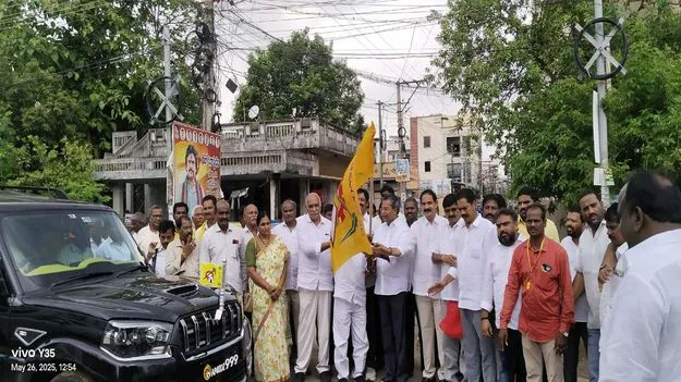 మహానాడుకు తెలుగు తమ్ముళ్లు 