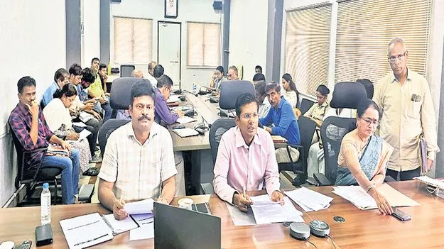 అందరి భాగస్వామ్యంతో యోగా