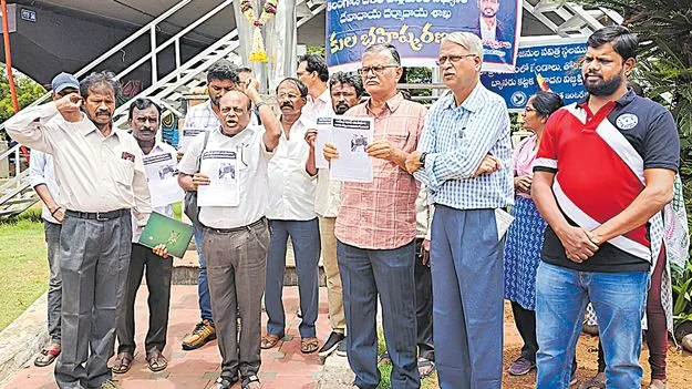 ఆపరేషన్‌ కగార్‌ను ఆపేయాలి