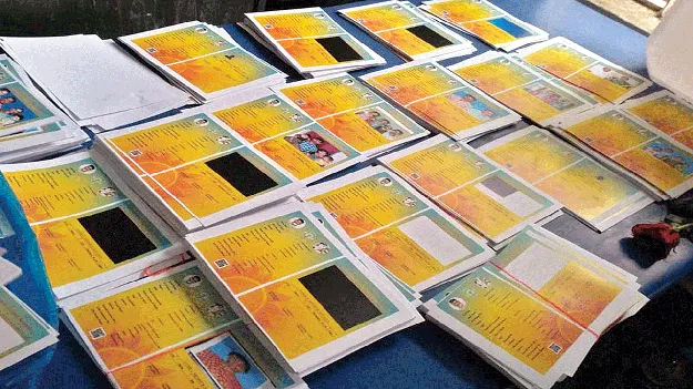 fear poor people for not get rationcard ఇంకెన్నాళ్లో!