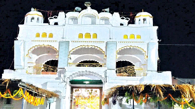  Arasavalli  Temple: ఇదేం మతలబు?