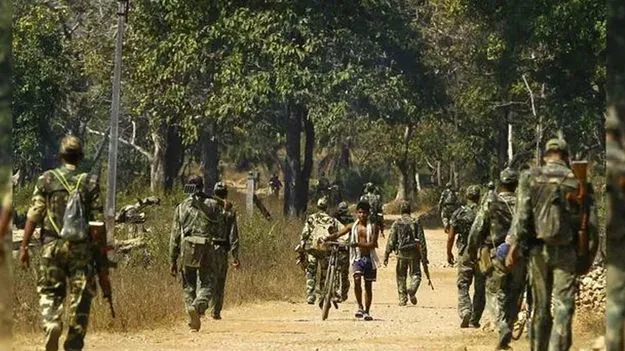 Maoists: ఏవోబీలో ఎదురు కాల్పులు..