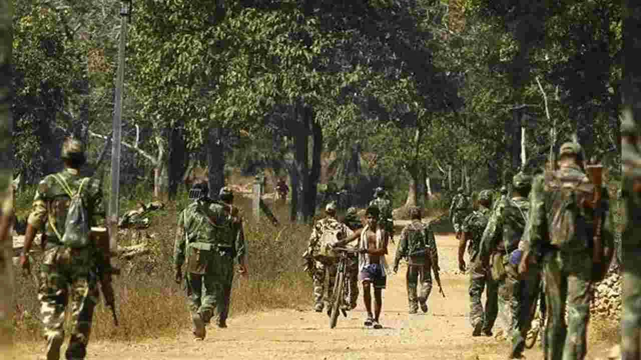 Maoists: ఏవోబీలో ఎదురు కాల్పులు..