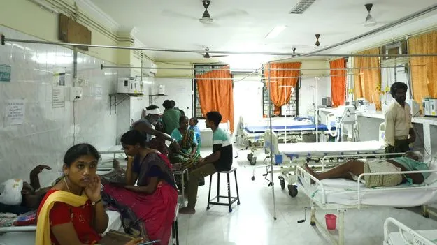 ఏలూరు ప్రభుత్వ సర్వజన ఆస్పత్రిలో భగభగలు