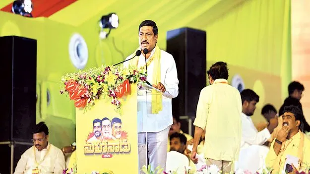    వైసీపీ హయాంలో ప్రజాస్వామ్యం ఖూనీ 