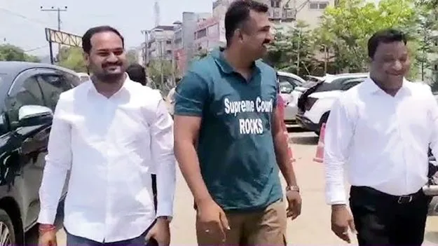 Krishank: కంచ గచ్చిబౌలి భూముల వివాదం విచారణకు హాజరైన మన్నె క్రిశాంక్‌