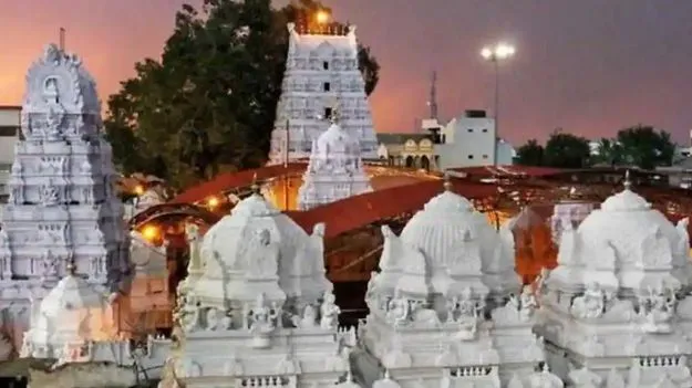 Vemulawada: ఎండలకు ‘రాజన్న’ కోడెలు విలవిల
