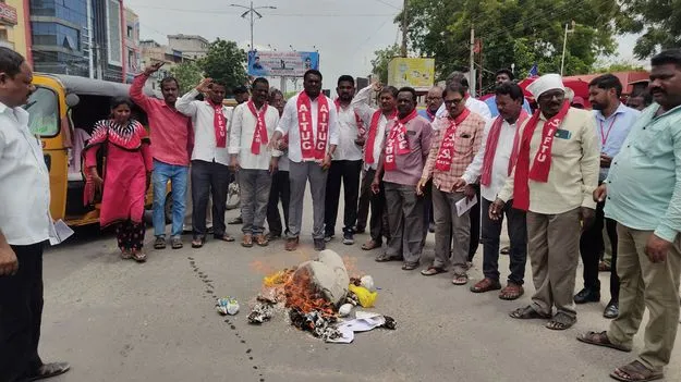  కార్మిక వ్యతిరేక విధానాలపై పోరాటం 
