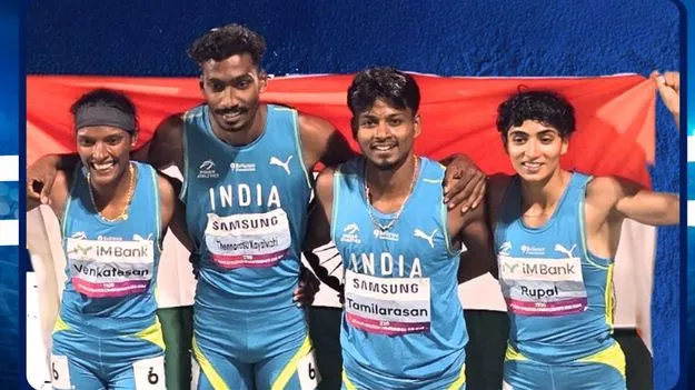 మిక్స్‌డ్‌ రిలేలో పసిడి