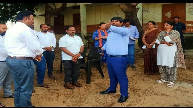 మంత్రి ‘పొంగులేటి’ పర్యటనను విజయవంతం చేయాలి